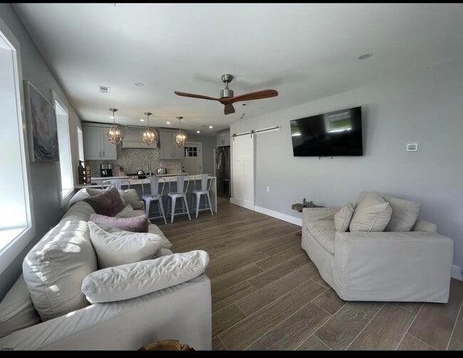 15 N New Haven Ave in Ventnor City, NJ - Building Photo - Building Photo