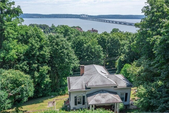 property at 12 Shadyside Ave