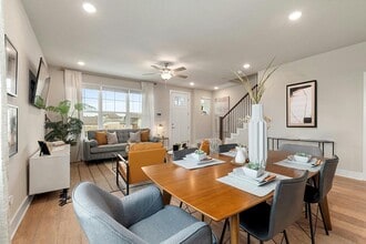 5804 Rotunda View in Austin, TX - Building Photo - Building Photo