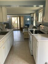 5 Revere St, Unit One in Gloucester, MA - Building Photo