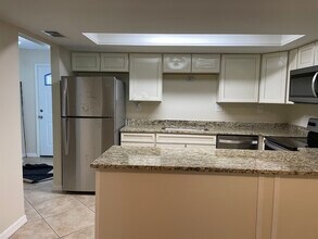 5544 Wendy Lee Dr in Titusville, FL - Building Photo - Building Photo