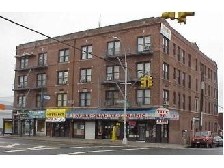 9513 Northern Blvd in Jackson Heights, NY - Building Photo - Building Photo