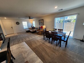 1123 Brilliant Meadow Ave in North Las Vegas, NV - Building Photo - Building Photo