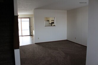 Bowman Lane Townhouses in Menomonie, WI - Building Photo - Building Photo