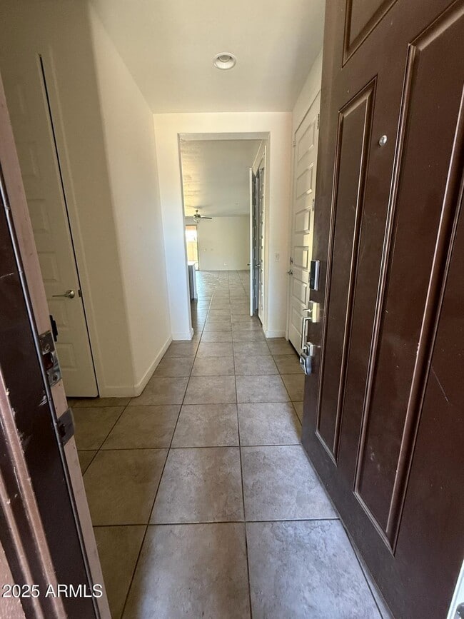 3823 S 64th Dr in Phoenix, AZ - Building Photo - Building Photo