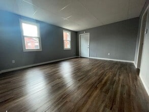 159 Main St in Cohoes, NY - Building Photo - Building Photo