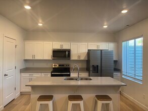 961 S 950 W in Provo, UT - Building Photo - Building Photo