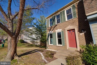 10707 Gideon Ct in Fredericksburg, VA - Building Photo - Building Photo