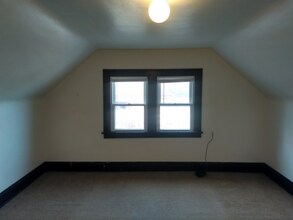 1297 Warren Rd in Lakewood, OH - Building Photo - Building Photo