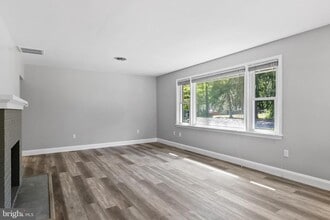 405 Hamilton Rd in Glassboro, NJ - Building Photo - Building Photo