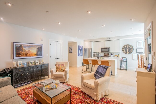 property at 1795 Lanier Pl NW