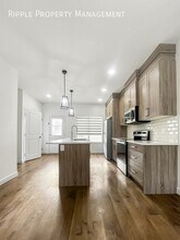 9473 Colak Ln SW in Edmonton, AB - Building Photo - Building Photo