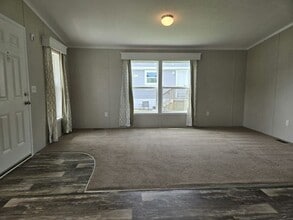 9 Viber in Hamburg, NY - Building Photo - Building Photo