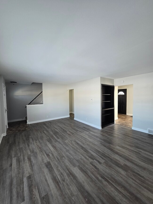 5839 S Illinois Ave in Cudahy, WI - Building Photo - Building Photo