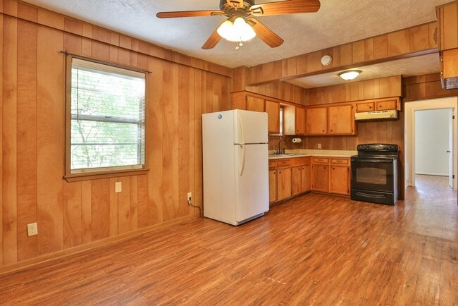 property at 11913 25th St