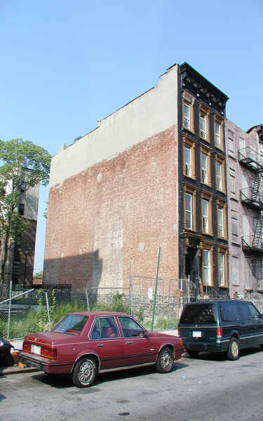112 E 123rd St in New York, NY - Building Photo