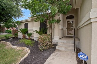 1214 Sugar Land Dr in New Braunfels, TX - Building Photo - Building Photo