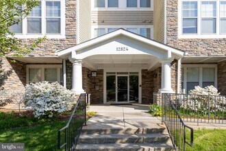 12824 Clarksburg Square Rd in Clarksburg, MD - Building Photo - Building Photo