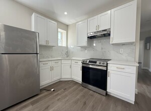 6900 Cedar Park Ave in Philadelphia, PA - Building Photo - Building Photo