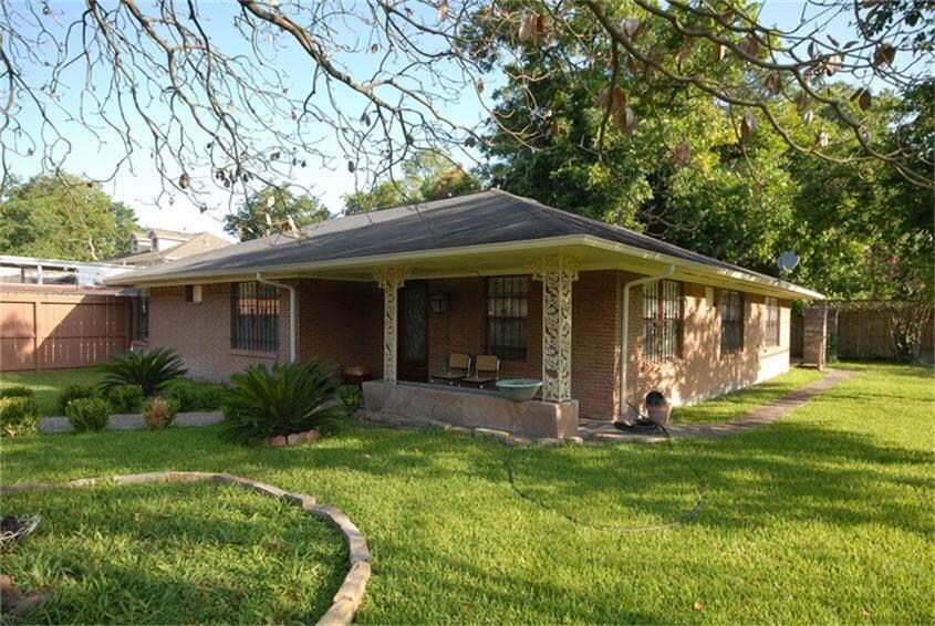 519 Turner Dr in Houston, TX - Foto de edificio