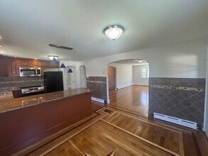 34 Booth St in Quincy, MA - Building Photo - Building Photo