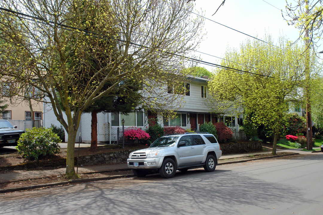 1434-1442 NE Hancock St in Portland, OR - Building Photo