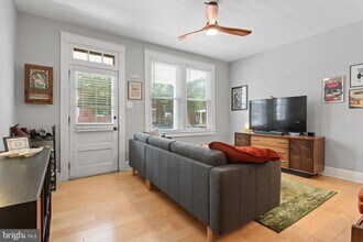 153 E Ross St in Lancaster, PA - Building Photo - Building Photo