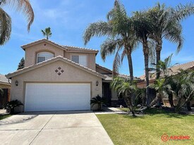 8315 Black Knot Ct in Bakersfield, CA - Building Photo