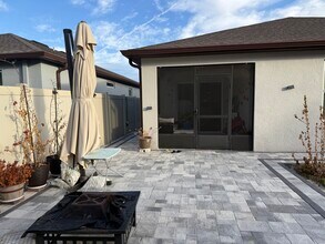 30152 Skylark Dr in Wesley Chapel, FL - Foto de edificio - Building Photo