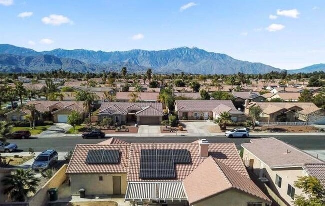 37772 Hollister Dr in Palm Desert, CA - Building Photo - Building Photo