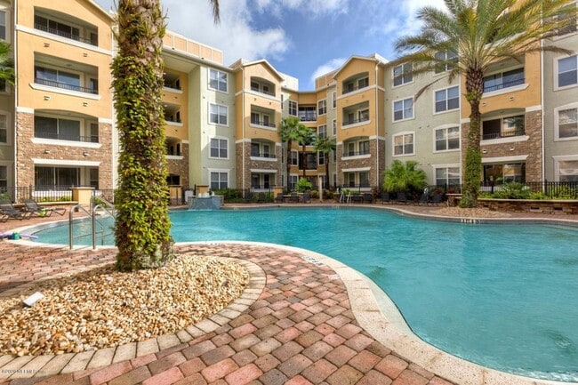 property at 8539 Gate Pkwy W
