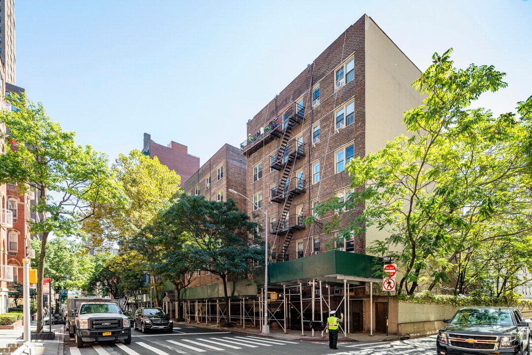 Keystone 63 in New York, NY - Building Photo