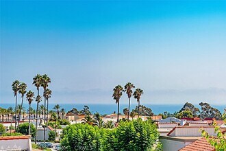 712 Calle Divino, Unit Bldg3-215 in San Clemente, CA - Building Photo - Building Photo