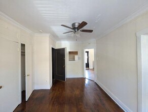 2543 W Sunnyside Ave in Chicago, IL - Building Photo - Building Photo