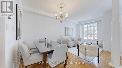 19 La Rocca Ave in Vaughan, ON - Building Photo - Building Photo