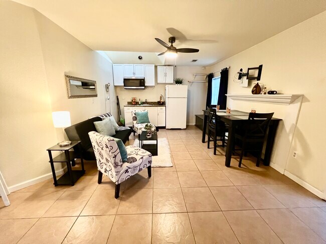 29058 Ruus Rd in Hayward, CA - Building Photo - Building Photo