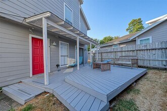 88 Lakeview Village in Montgomery, TX - Building Photo - Building Photo