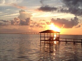 1674 J D Miller Rd in Santa Rosa Beach, FL - Building Photo