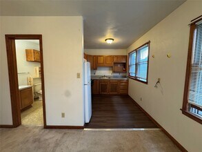329 Main St-Unit -6 in Binghamton, NY - Building Photo - Building Photo