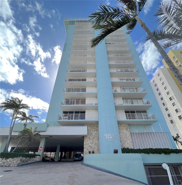 5838 Collins Ave in Miami Beach, FL - Building Photo