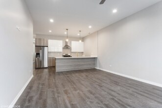 3936 S Indiana Ave in Chicago, IL - Building Photo - Building Photo