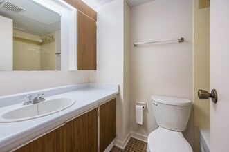 The Arosa in Ottawa, ON - Building Photo - Building Photo