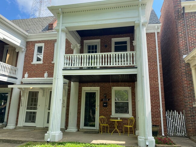 property at 3218 W Grace St