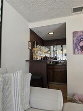 3467 Emerald Isle Dr in Glendale, CA - Building Photo - Building Photo