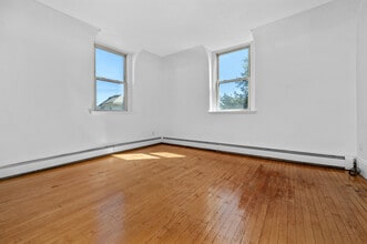 415 Main St in Medford, MA - Foto de edificio - Building Photo