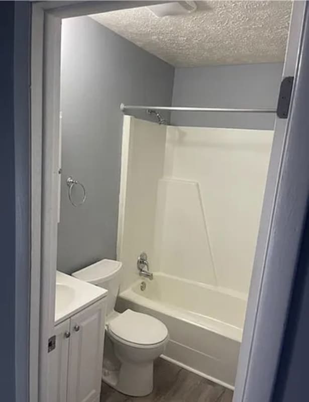 7431 West Blvd in Youngstown, OH - Foto de edificio - Building Photo