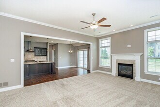 6401 Cobble Creek Dr in Columbia, MO - Building Photo - Building Photo