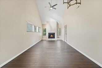 339 SE 146th Ave in Portland, OR - Building Photo - Building Photo