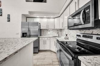 213 Ledge Dr in Torrington, CT - Building Photo - Building Photo