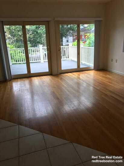 31 Channing St, Unit 2 in Newton, MA - Building Photo